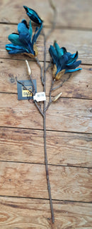 Blauw zijden Magnolitak met goud accenten